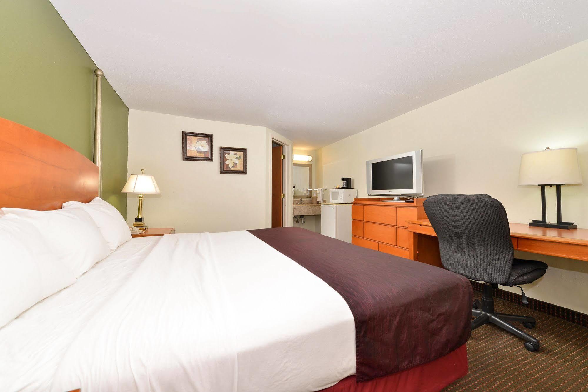 Charleston Eagle Inn Экстерьер фото